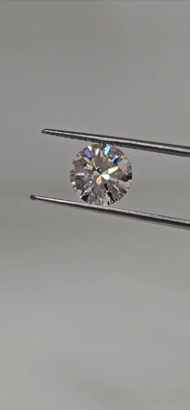 1.61 Carat Round J VS2 Natural Diamond 1 1.61 Carat Round J VS2 Natural Diamond