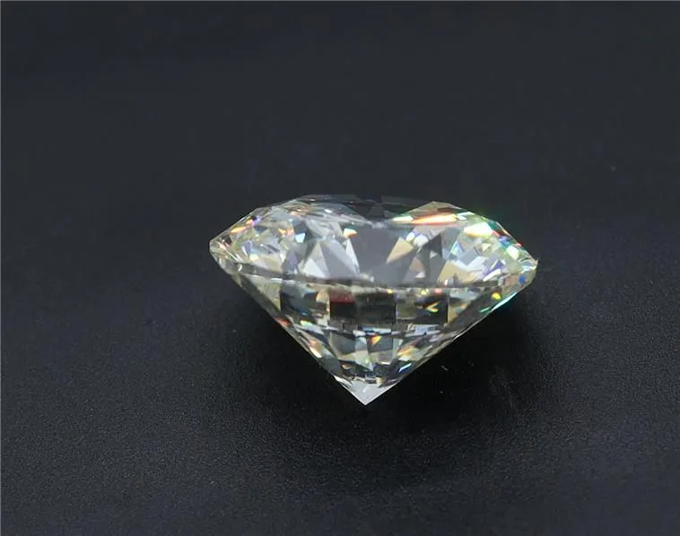 3.01 Carat Round H VS1 Natural Diamond 1 3.01 Carat Round H VS1 Natural Diamond