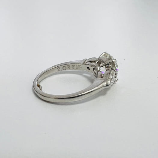 2.03 Carat Round Brilliant Graff Diamond Ring 7 2.03 Carat Round Brilliant Graff Diamond Ring