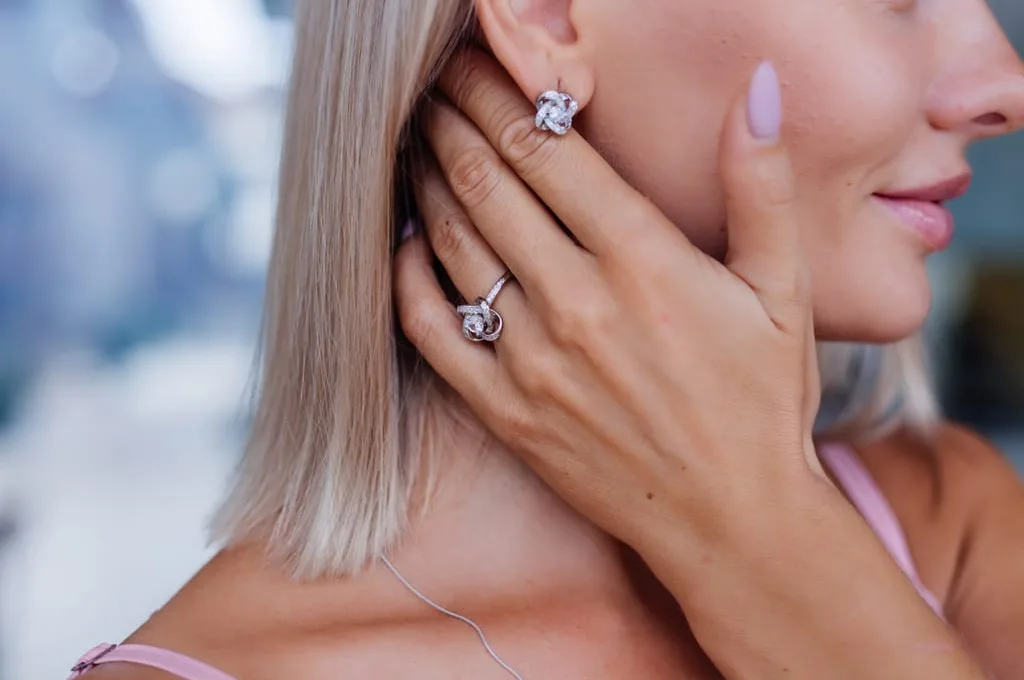 How to Incorporate Diamonds into Everyday Wear 2