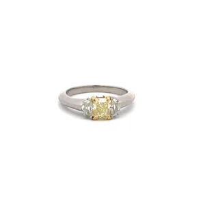 0.8 Carat Radiant Fancy Light Yellow VS1 Natural Diamond