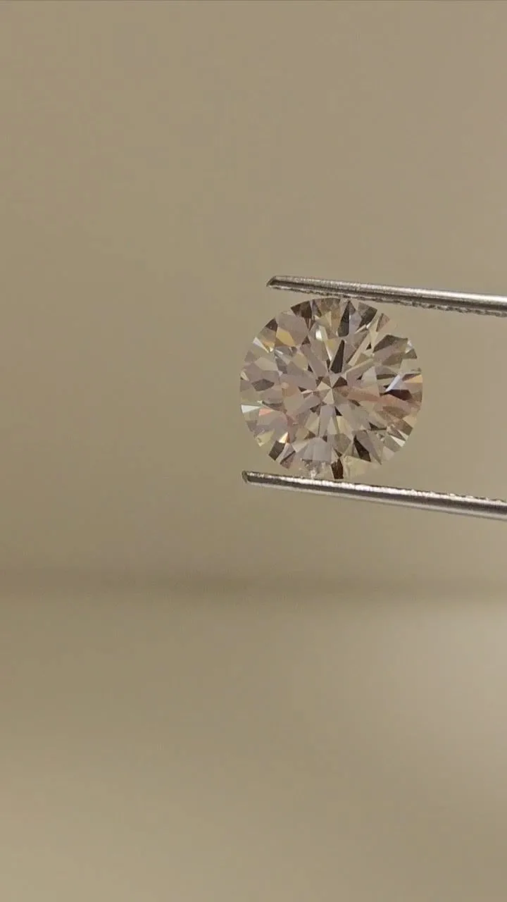 2.12 Carat K VVS2 ROUND Diamond 1 2.12 Carat K VVS2 ROUND Diamond