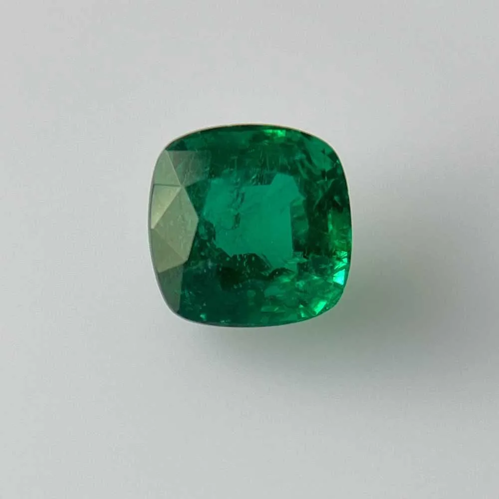 2.57 Carat   CUSHION EMERALD