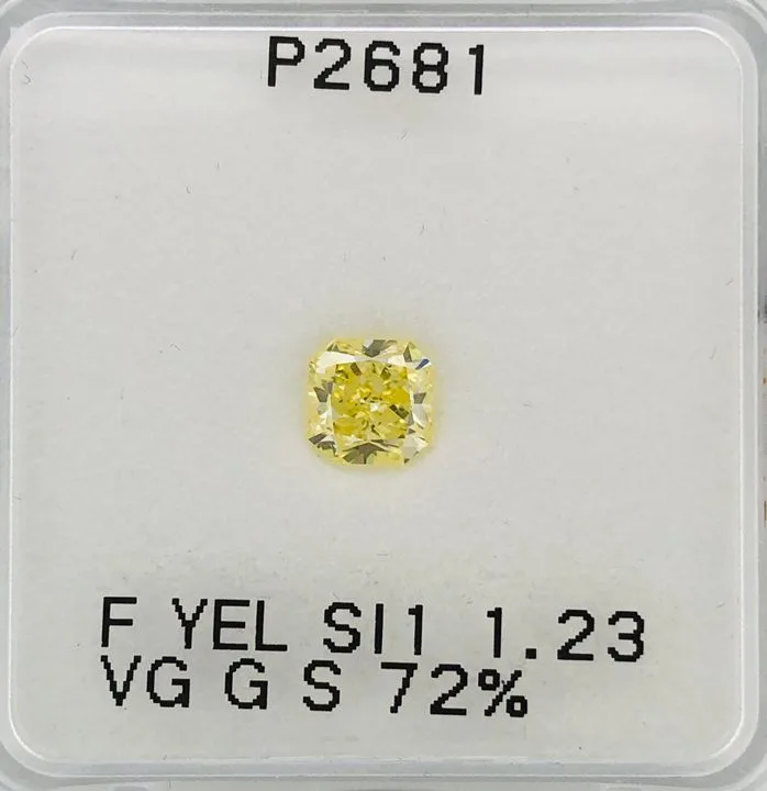 1.23 Carat Square Fancy Yellow SI1 Natural Diamond 1 1.23 Carat Square Fancy Yellow SI1 Natural Diamond