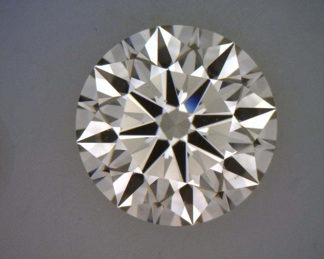 1.32 Carat K VS1 ROUND Diamond 1 1.32 Carat K VS1 ROUND Diamond
