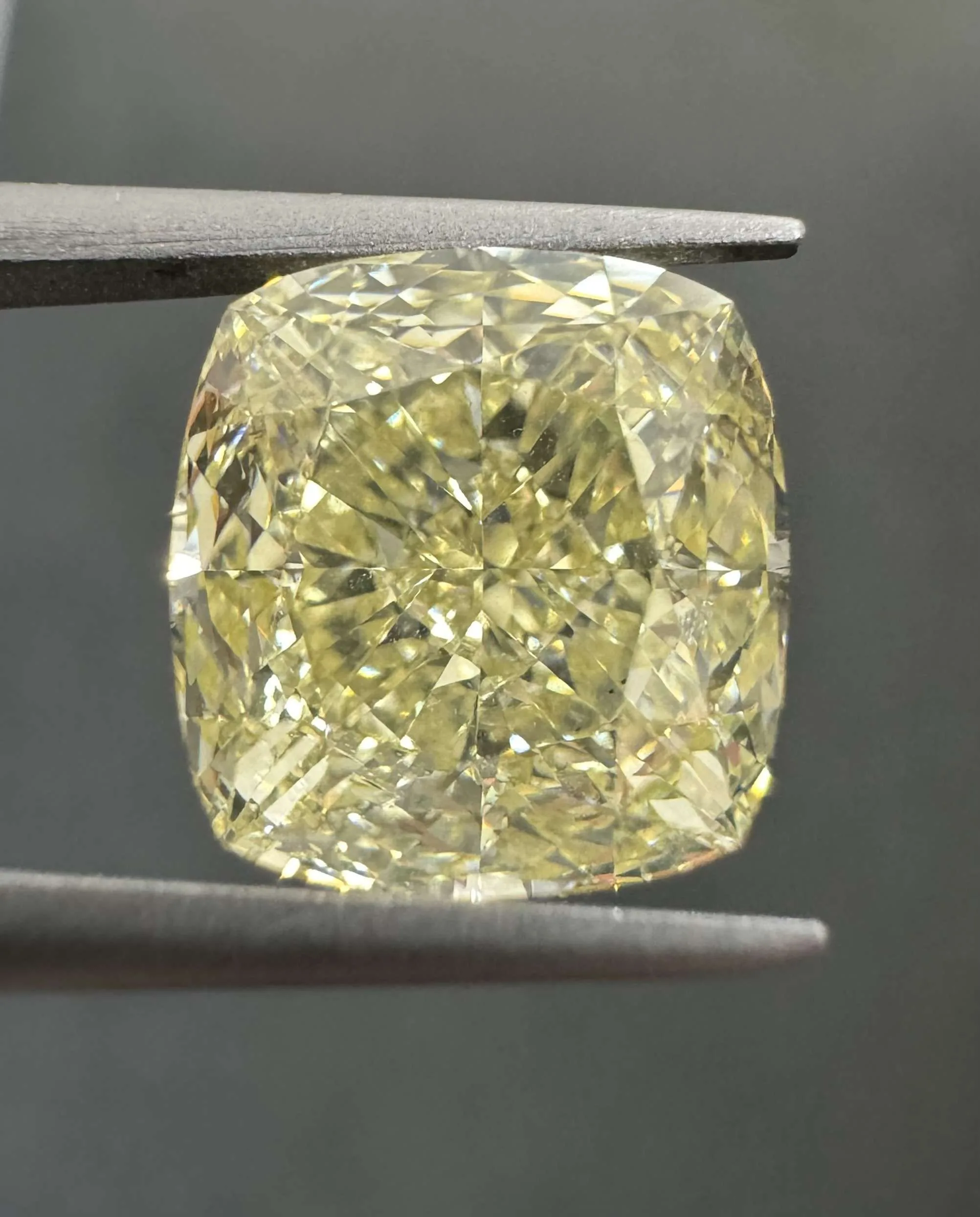 5.04 Carat Cushion Brilliant Fancy Yellow VS2 Natural Diamond 1 5.04 Carat Cushion Brilliant Fancy Yellow VS2 Natural Diamond