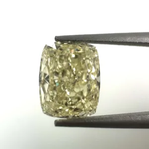 1.05 Carat Cushion Modified Fancy Light Yellow VVS2 Natural Diamond