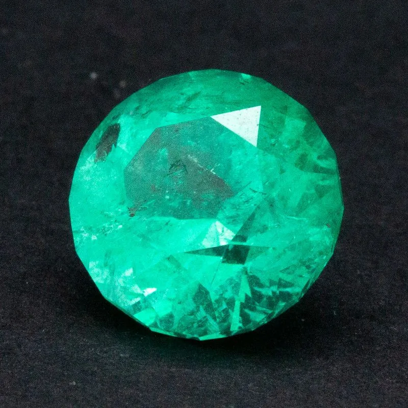 3.98 Carat   ROUND EMERALD