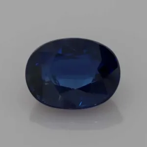 3.95 Carat   OVAL SAPPHIRE