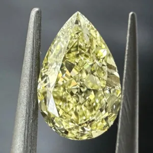 1.01 Carat Pear Fancy Light Yellow VVS2 Natural Diamond