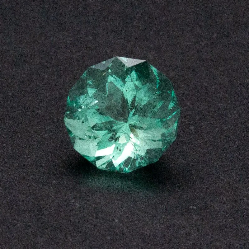 1.25 Carat   ROUND EMERALD