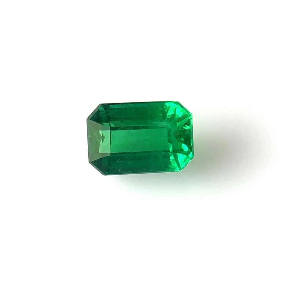 2.61 Carat   EMERALD EMERALD
