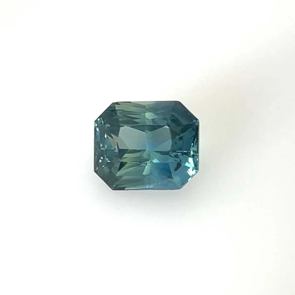2.75 Carat   EMERALD SAPPHIRE