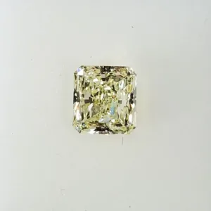 1.01 Carat Radiant Fancy Light Yellow VS1 Natural Diamond
