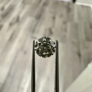 1.01 Carat K VS2 ROUND Diamond