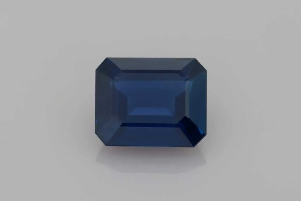 5.1 Carat EMERALD SAPPHIRE 1 5.1 Carat EMERALD SAPPHIRE