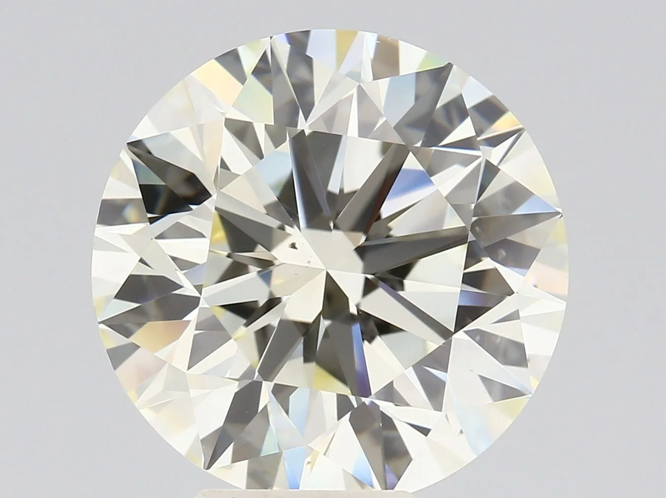 7.58 Carat N VS2 ROUND Diamond 1 7.58 Carat N VS2 ROUND Diamond