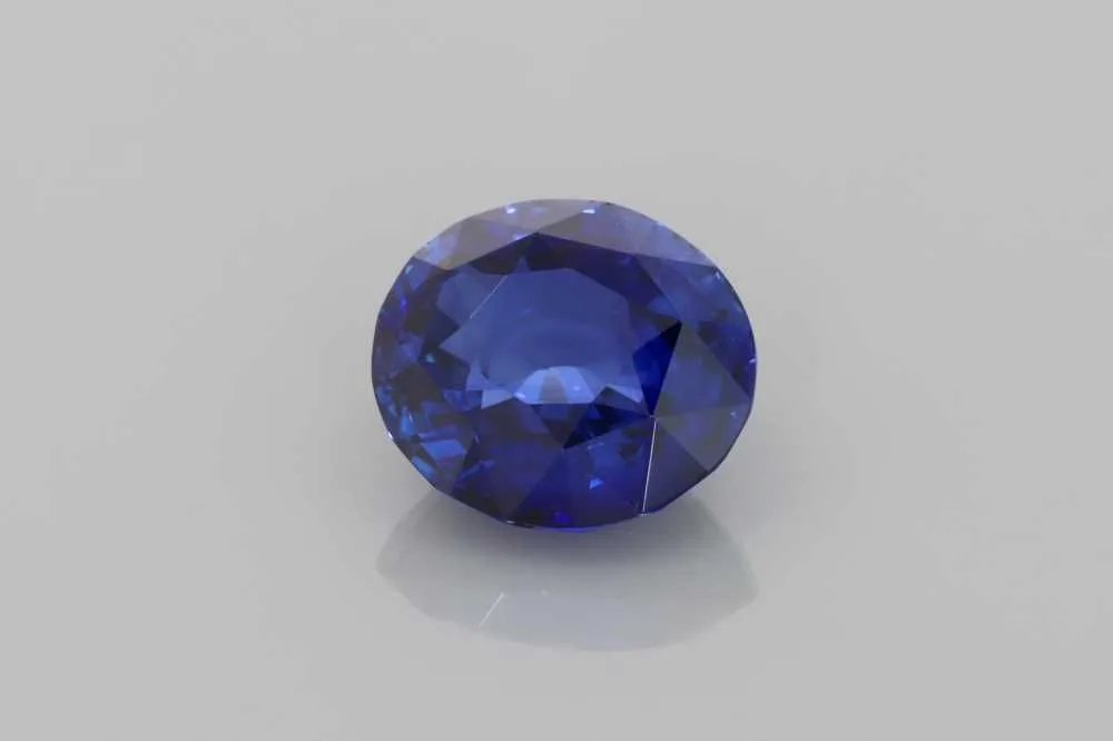 3.15 Carat OVAL SAPPHIRE 1 3.15 Carat OVAL SAPPHIRE