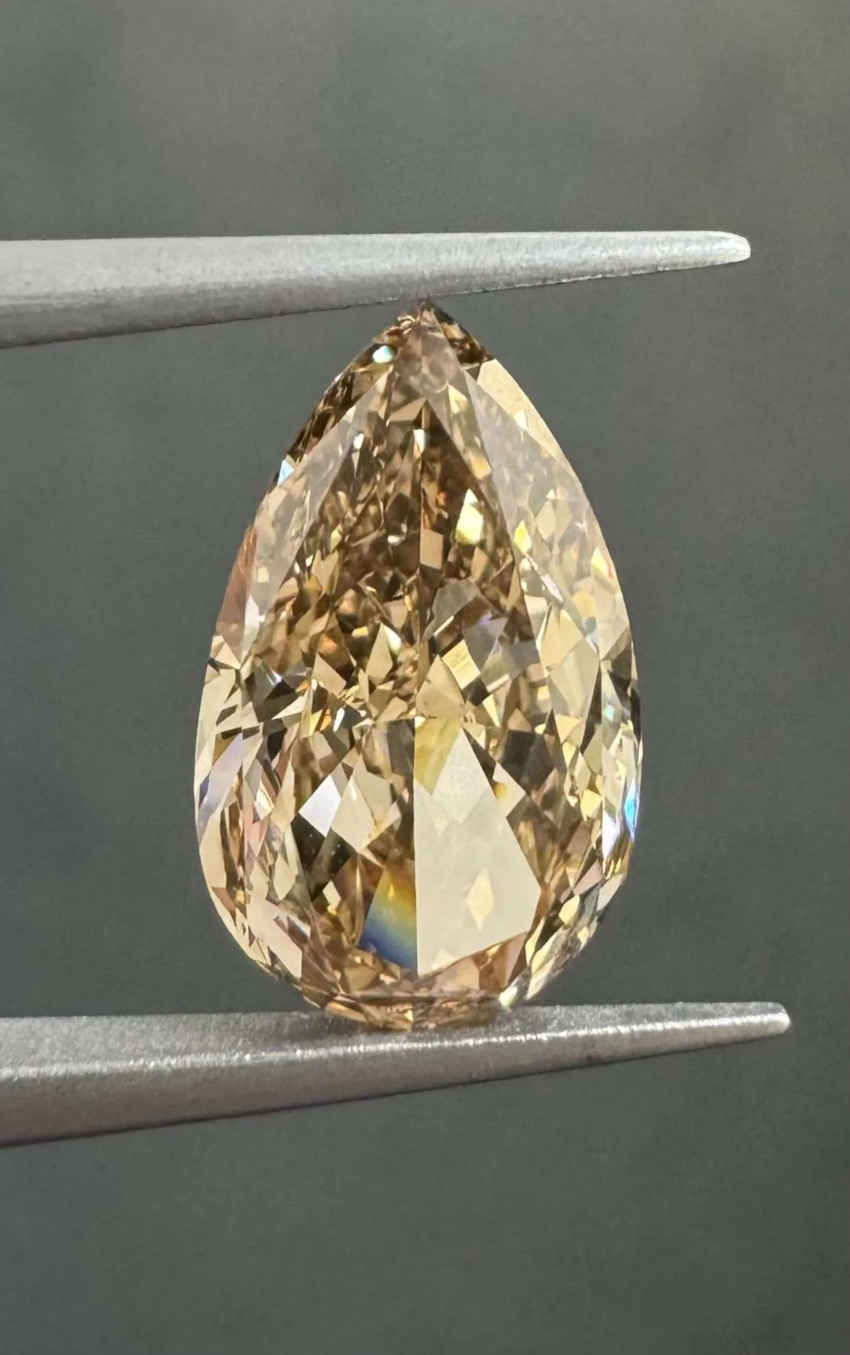 3.51 Carat Pear Fancy Brown VVS2 Natural Diamond 1 3.51 Carat Pear Fancy Brown VVS2 Natural Diamond