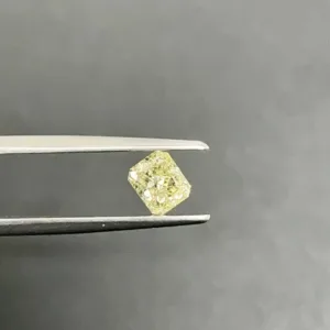 1 Carat Radiant Fancy Light Yellow SI2 Natural Diamond