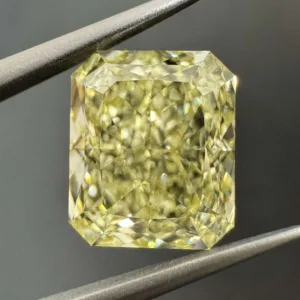3.05 Carat Radiant Fancy Yellow VS2 Natural Diamond