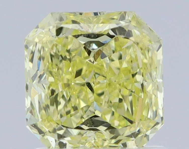 1.09 Carat Square Fancy Light Yellow VVS1 Natural Diamond 1 1.09 Carat Square Fancy Light Yellow VVS1 Natural Diamond