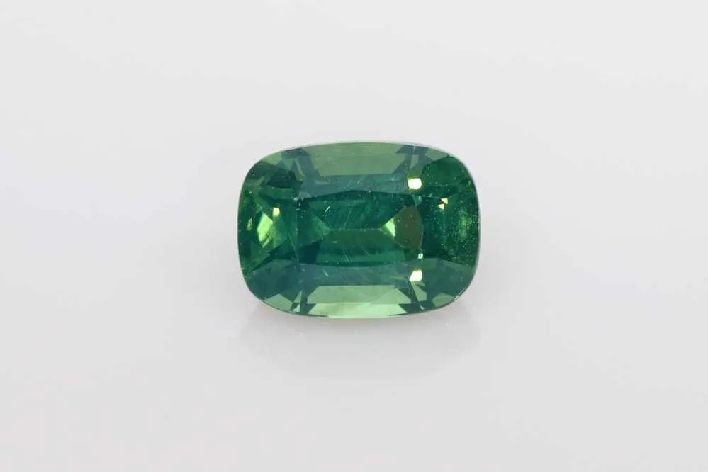 2.1 Carat CUSHION SAPPHIRE 1 2.1 Carat CUSHION SAPPHIRE