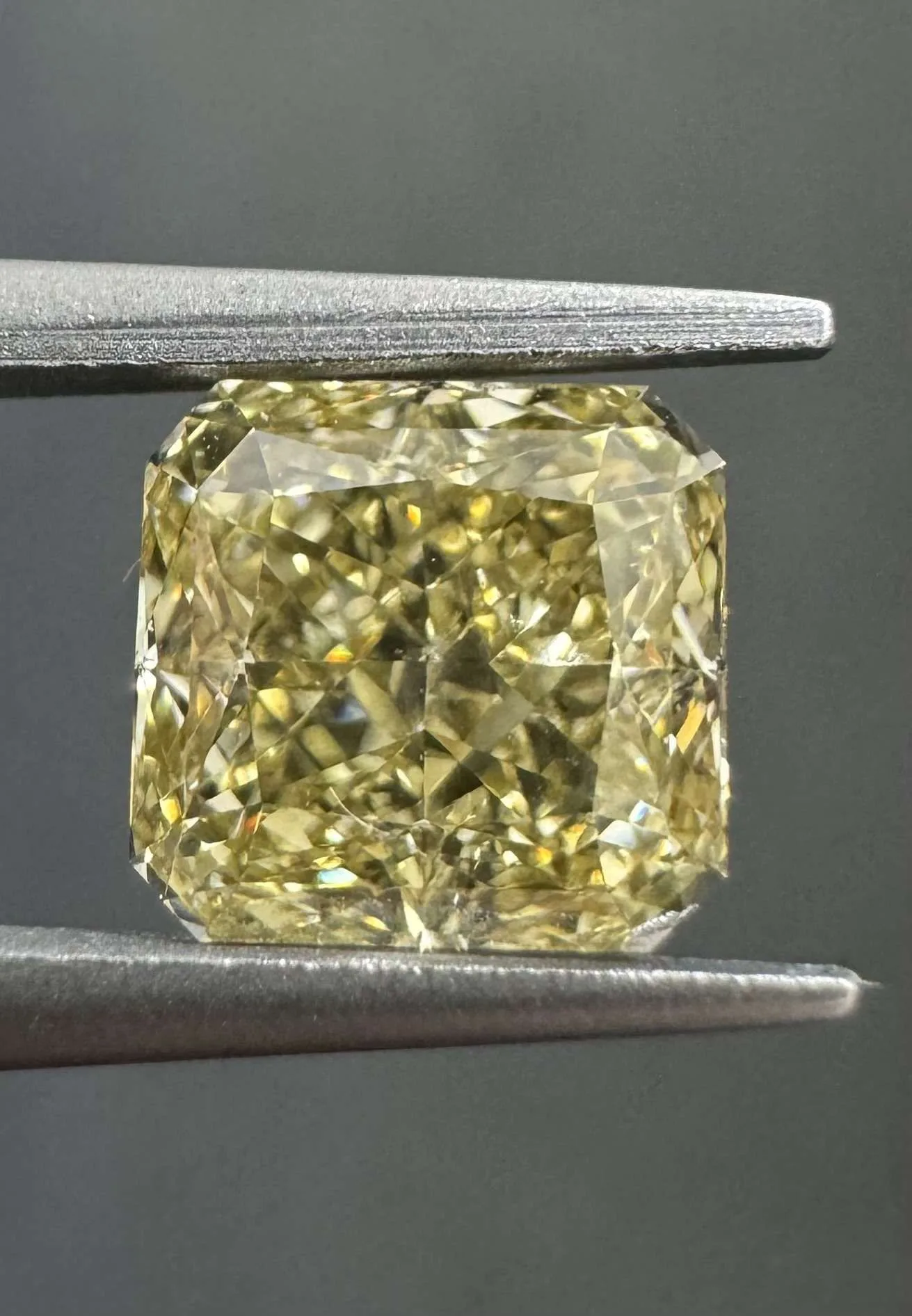 1.66 Carat Square Fancy Yellow VVS2 Natural Diamond 1 1.66 Carat Square Fancy Yellow VVS2 Natural Diamond