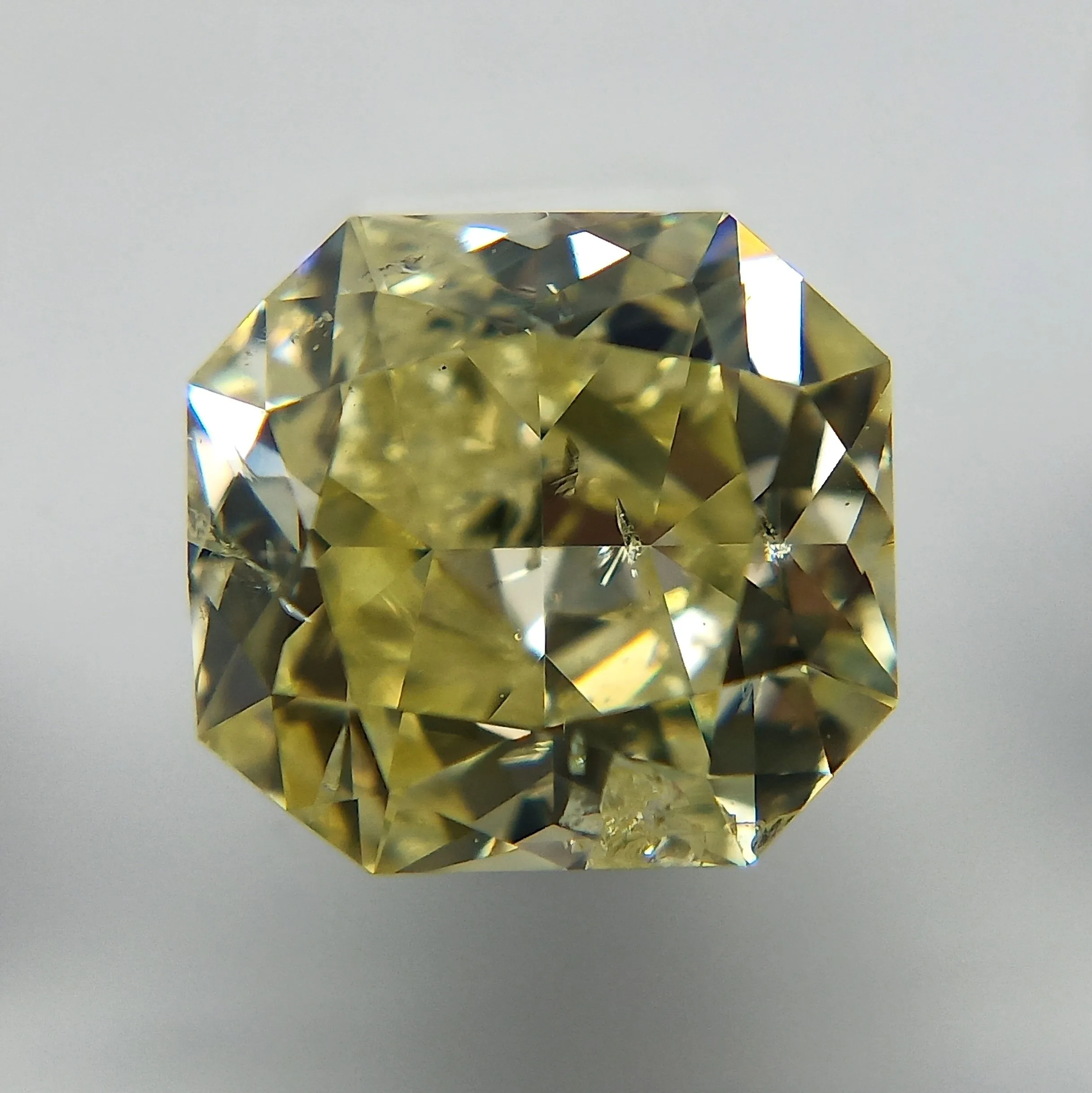 1.52 Carat Radiant Fancy Light Yellow Natural Diamond
