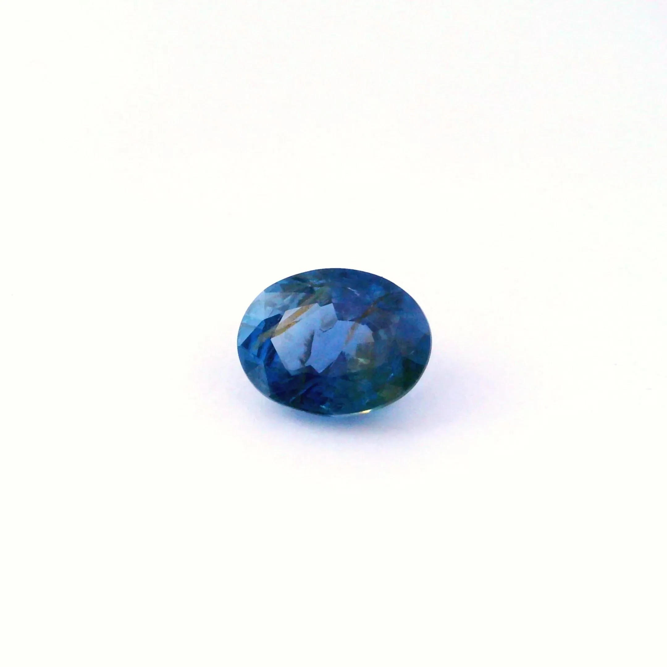 2.66 Carat   CUSHION SAPPHIRE