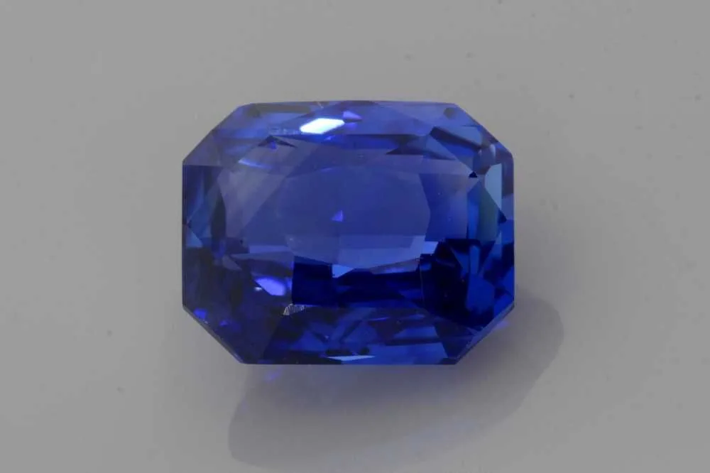 5.97 Carat EMERALD SAPPHIRE 1 5.97 Carat EMERALD SAPPHIRE