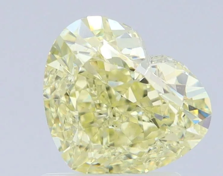 1.64 Carat Heart Fancy Light Yellow VS1 Natural Diamond 1 1.64 Carat Heart Fancy Light Yellow VS1 Natural Diamond