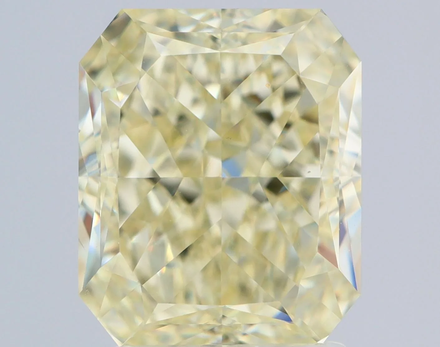 3.01 Carat Radiant Fancy Light Yellow VS2 Natural Diamond 1 3.01 Carat Radiant Fancy Light Yellow VS2 Natural Diamond