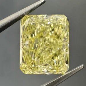 3.03 Carat Radiant Fancy Yellow VS2 Natural Diamond