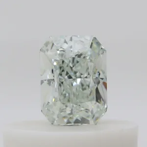 0.25 Carat Radiant Light Green VS1 Natural Diamond