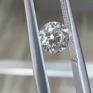 0.5 Carat Round G VS1 Natural Diamond