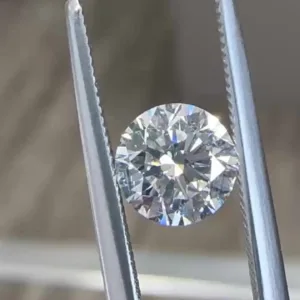 0.9 Carat Round G VS1 Natural Diamond