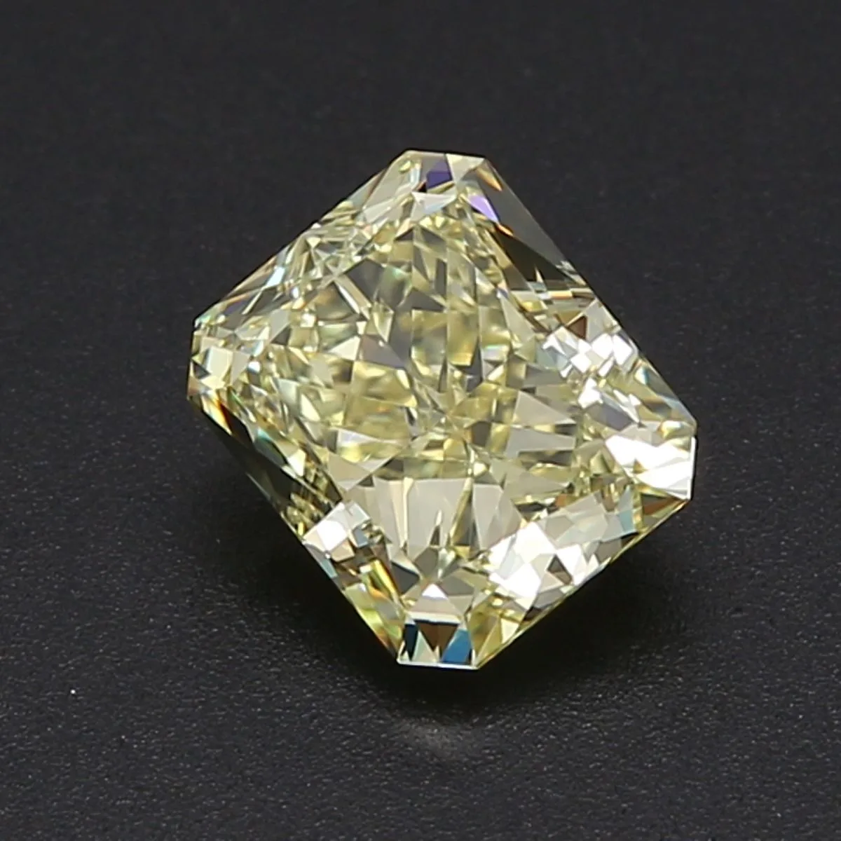 1.5 Carat Radiant Fancy Light Yellow SI1 Natural Diamond 1 1.5 Carat Radiant Fancy Light Yellow SI1 Natural Diamond