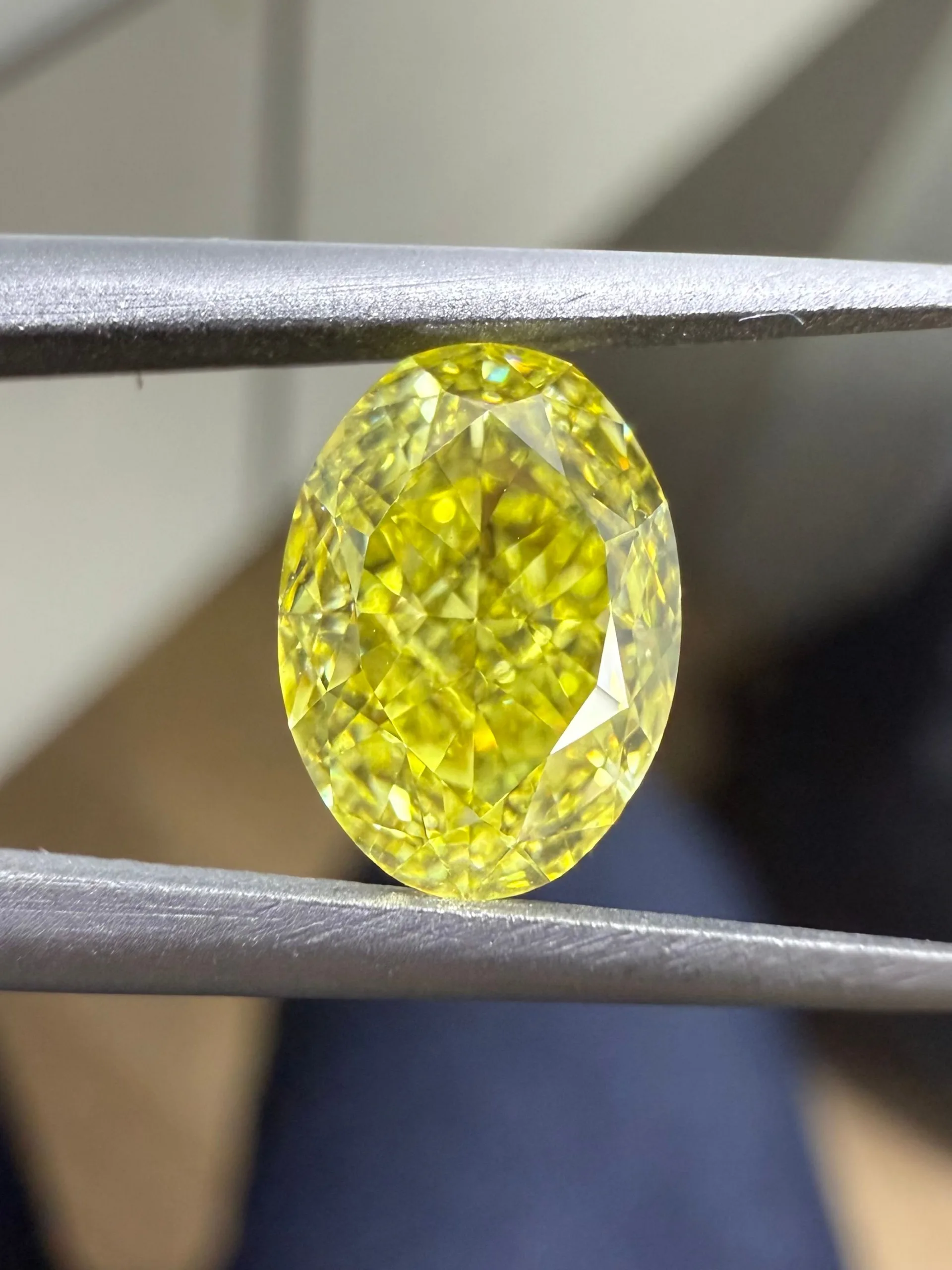 2 Carat Oval Fancy Intense Yellow VVS2 Natural Diamond 1 2 Carat Oval Fancy Intense Yellow VVS2 Natural Diamond