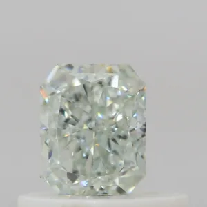0.47 Carat Radiant Fancy Light Green VS2 Natural Diamond