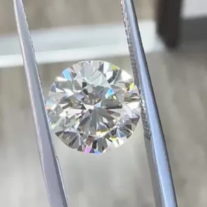 3.32 Carat Round H VS2 Natural Diamond