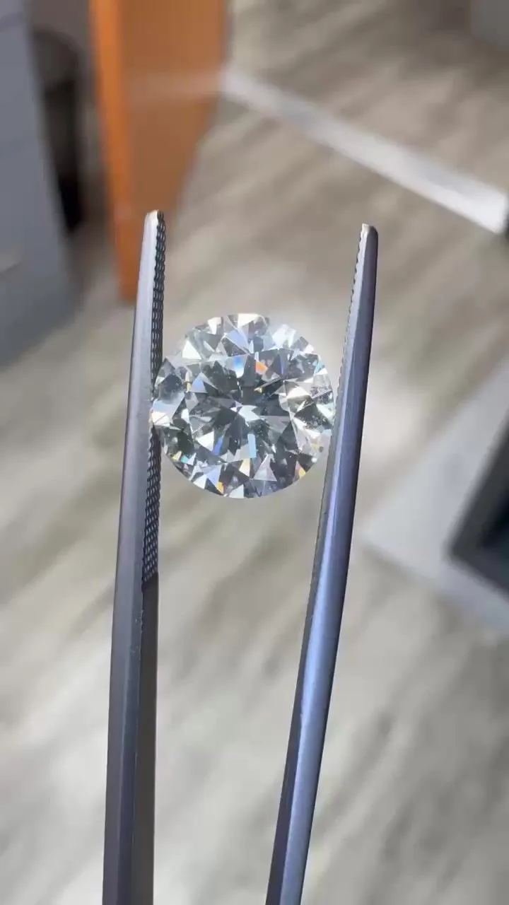 3.01 Carat Round H SI2 Natural Diamond 1 3.01 Carat Round H SI2 Natural Diamond