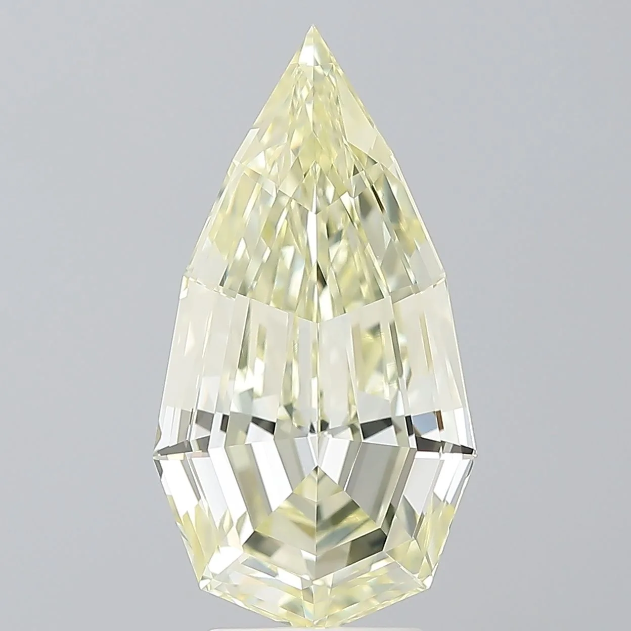 5.02 Carat Other Violet VS2 Natural Diamond 1 5.02 Carat Other Violet VS2 Natural Diamond