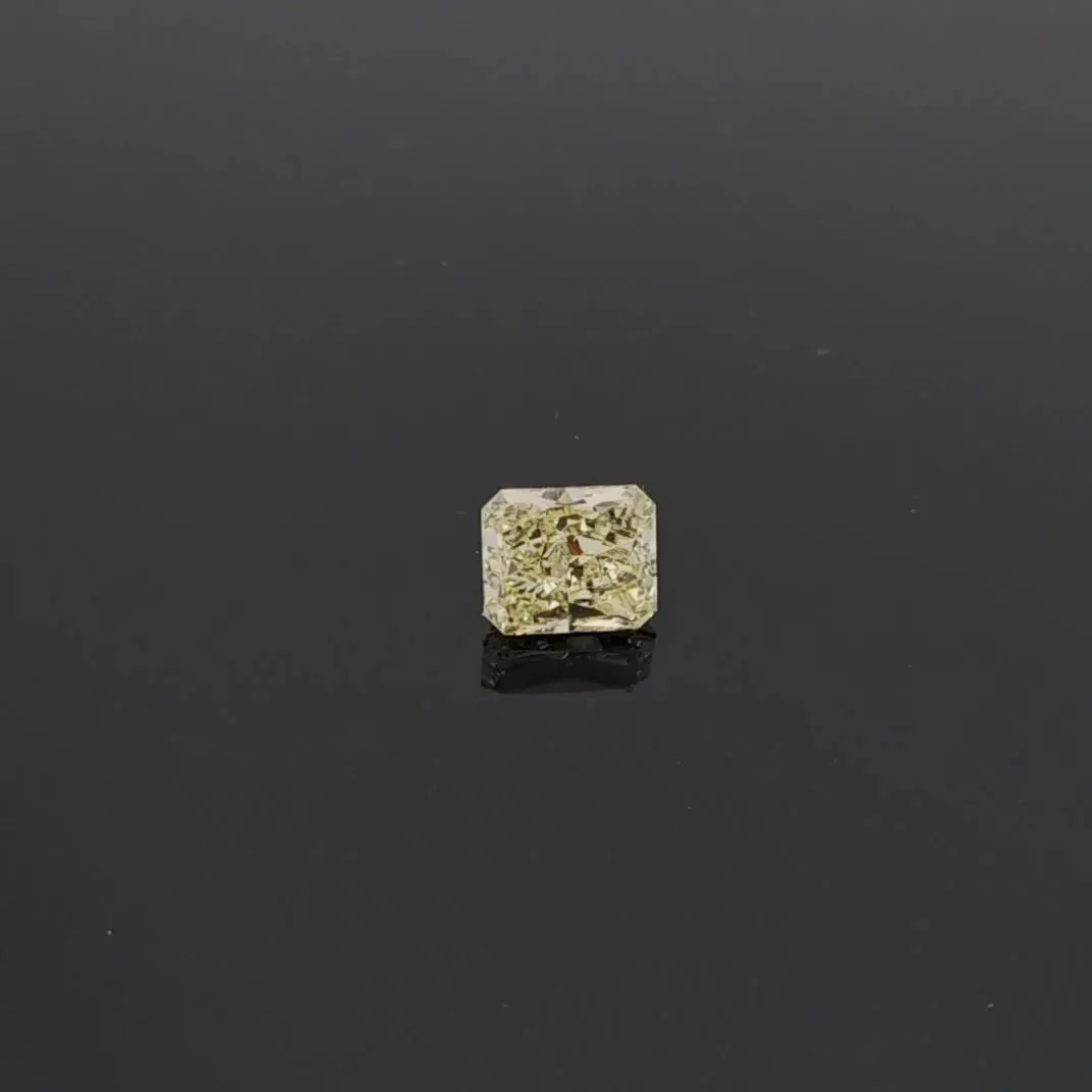 1.33 Carat Radiant Fancy Light Yellow VVS2 Natural Diamond 1 1.33 Carat Radiant Fancy Light Yellow VVS2 Natural Diamond