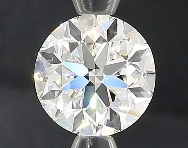 0.9 Carat Round F VVS1 Natural Diamond 1 0.9 Carat Round F VVS1 Natural Diamond