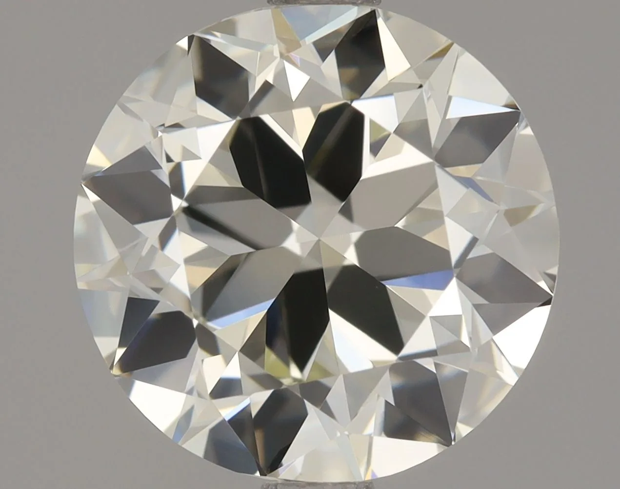 2.01 Carat Round M VVS1 Natural Diamond 1 2.01 Carat Round M VVS1 Natural Diamond