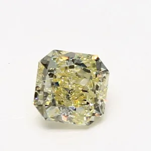 0.7 Carat Radiant VVS2 Natural Diamond